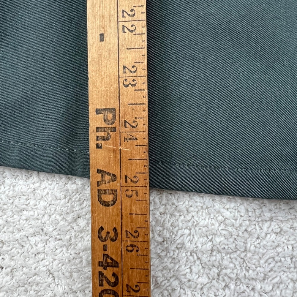 Figs Women's Scrub Set in Dark Green - Picture 5 of 16